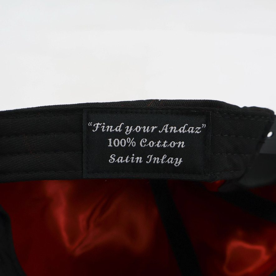 Woven label: Find your Andaz
